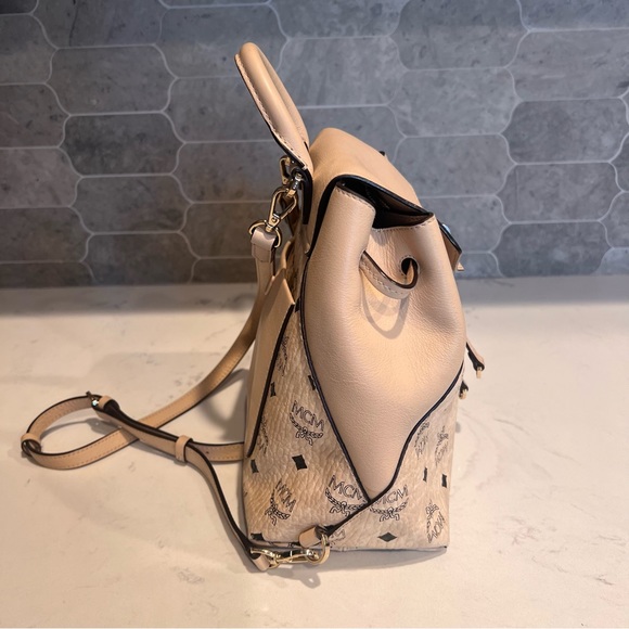 MCM Visetos Small Essential Backpack Beige - Picture 6 of 11